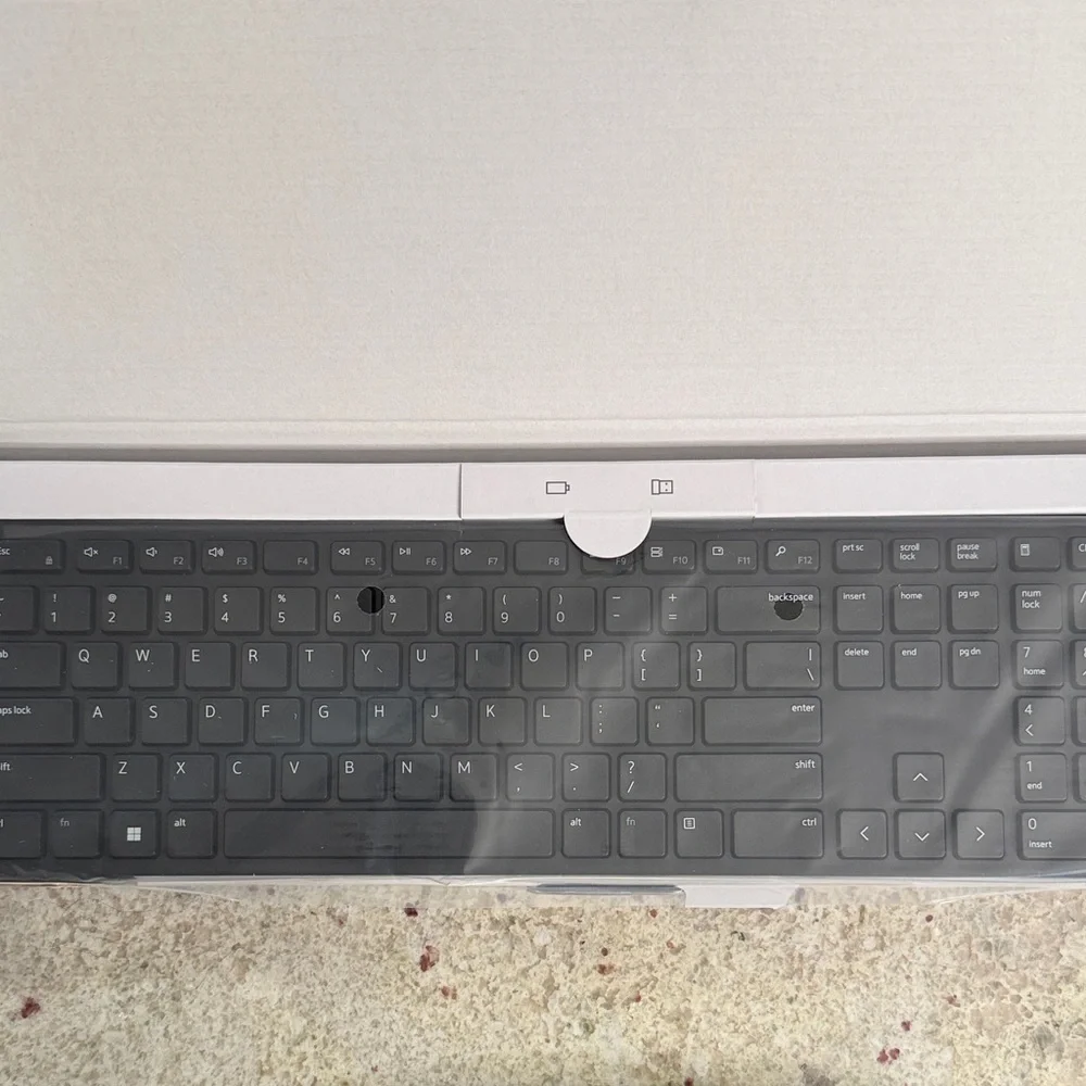NIB Dell KB500 Gray Wireless Keyboard